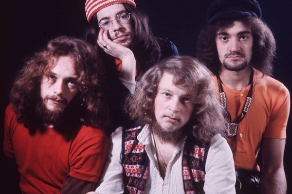 circa 1970:  British folk group Jethro Tull, led by flautist, guitarist, singer and songwriter Ian Anderson.  (Photo by Hulton Archive/Getty Images)